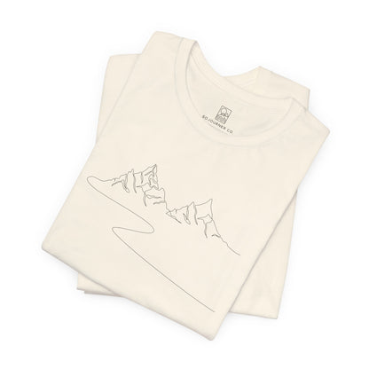 Single Line Mountain Tee – Unisex Minimalist Nature Shirt