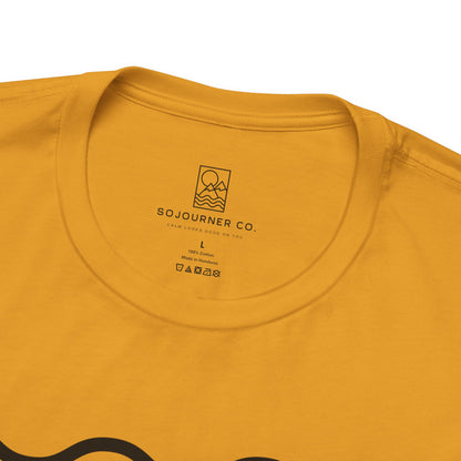 Minimalist Wavy Lines Tee – Unisex T-Shirt