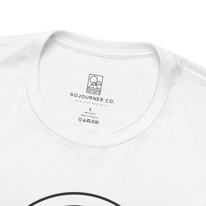 Wave Lines Tee – Minimalist Surf-Inspired Design