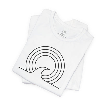 Wave Lines Tee – Minimalist Surf-Inspired Design