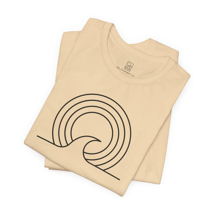 Wave Lines Tee – Minimalist Surf-Inspired Design