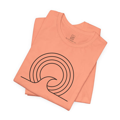 Wave Lines Tee – Minimalist Surf-Inspired Design