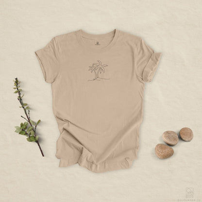 Minimalist Palm Tee – Coastal Calm Line Art